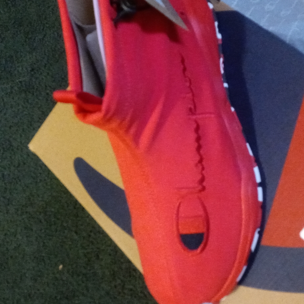 Champion Rally Drizzle 9.5 - Picture 6 of 10